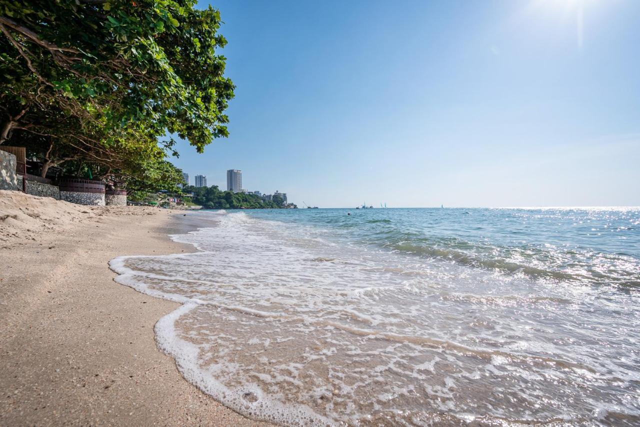 Majestic Residence Pool Villa 4 Bedrooms Private Beach Pattaya Exterior photo