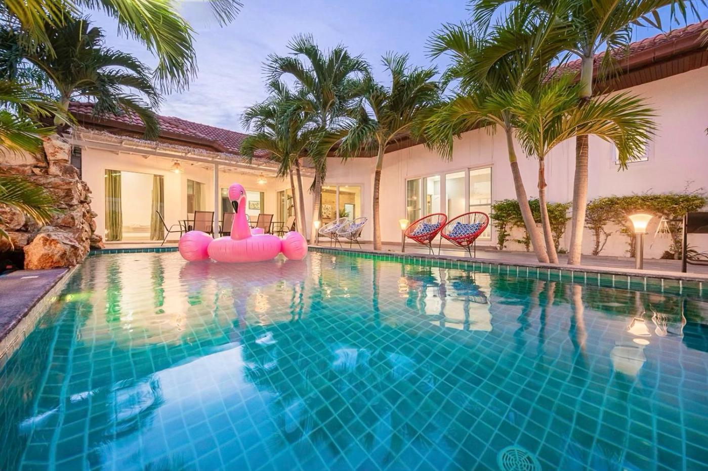 Majestic Residence Pool Villa 4 Bedrooms Private Beach Pattaya Exterior photo